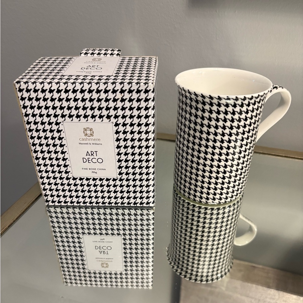 Bowring gorgeous mug new in box nice stocking stuffer!